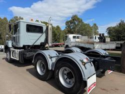 2011 Mack Metro-Liner GREY