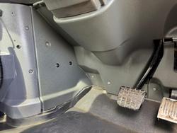 2011 Mack Metro-Liner GREY