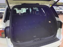 2025 Ford Everest Platinum