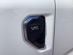 2025 Ford Everest Platinum