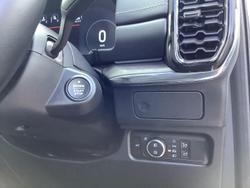 2025 Ford Everest Platinum