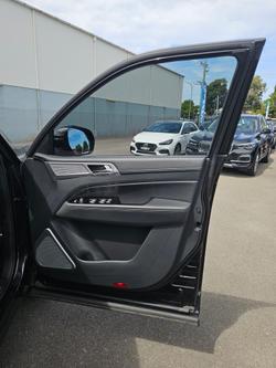 2022 SsangYong Rexton ELX