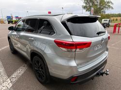 2019 Toyota Kluger Black Edition