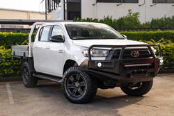 2022 Toyota Hilux SR