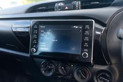 2022 Toyota Hilux SR