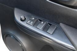 2022 Toyota Hilux SR