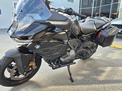 2025 BMW R 1300 RT Triple Black R 1300 Black