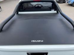 2025 Isuzu D-MAX X-RIDER