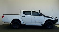 2014 Mitsubishi Triton GLX
