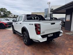 2025 Isuzu D-MAX X-TERRAIN