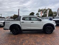 2025 Isuzu D-MAX X-TERRAIN