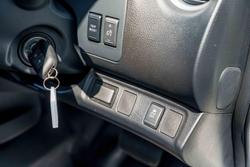 2025 Nissan Navara SL D23 MY25 4X4 Dual Range Solid White