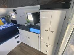 2020 Fantasy Caravan F5 A