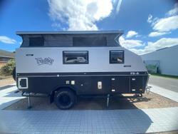 2020 Fantasy Caravan F5 A