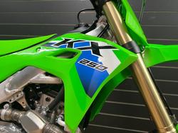 2026 Kawasaki 2026 Kawasaki KX252 MOTOCROSS Green