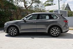 2025 Volkswagen Touareg 210TDI Elegance