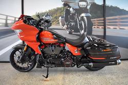 2026 HARLEY-DAVIDSON FLTRXSTSE CVO RD GLIDE ST 121