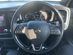 2021 Mitsubishi Outlander Black Edition