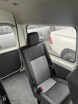 2022 Toyota Hiace Commuter