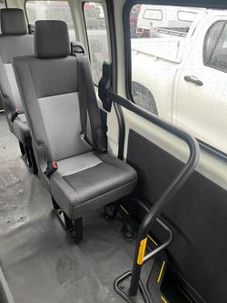 2022 Toyota Hiace Commuter