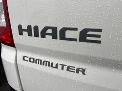 2022 Toyota Hiace Commuter