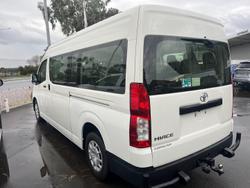 2022 Toyota Hiace Commuter