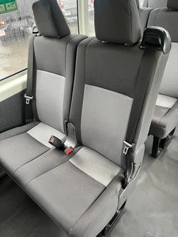 2022 Toyota Hiace Commuter