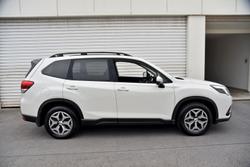 2024 Subaru Forester 2.5i