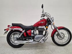 Suzuki Boulevard S40