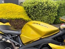 2012 Triumph DAYTONA 675 Yellow