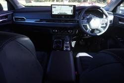 2026 Mitsubishi Outlander LS