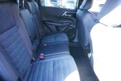 2026 Mitsubishi Outlander LS