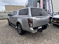 2022 Isuzu D-MAX LS-U+