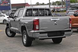 2025 Mitsubishi Triton GLX