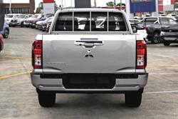 2025 Mitsubishi Triton GLX