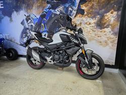 2024 CFMOTO 450 NK WHITE