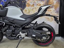 2024 CFMOTO 450 NK WHITE