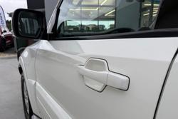 2019 Mitsubishi Pajero GLX