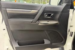 2019 Mitsubishi Pajero GLX