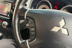 2019 Mitsubishi Pajero GLX