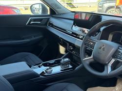 2025 Mitsubishi Outlander LS ZM MY24 White Diamond