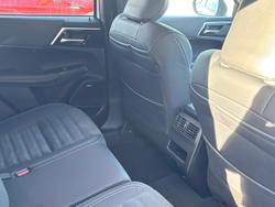 2025 Mitsubishi Outlander LS