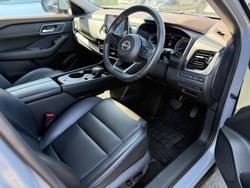 2024 Nissan X-TRAIL ST-L