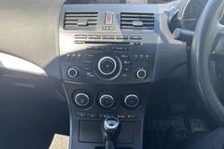 2013 Mazda 3 Maxx Sport