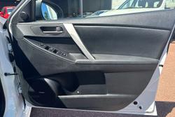 2013 Mazda 3 Maxx Sport