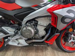 2021 APRILIA TUONO LAMS SILVER