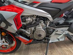 2021 APRILIA TUONO LAMS SILVER