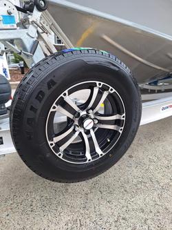 2026 QUINTREX 660 Trident