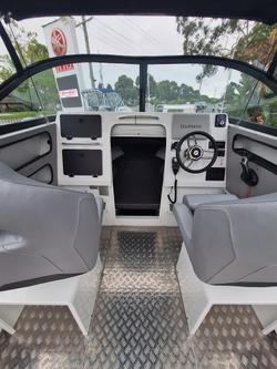 2026 QUINTREX 660 Trident