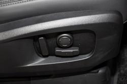 2026 Land Rover Defender 110 P425 X-Dynamic SE